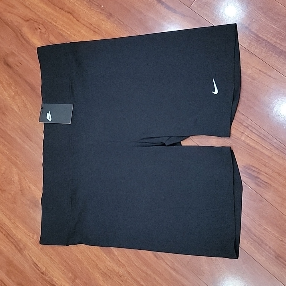 NWT plus size Nike knit bike shorts
